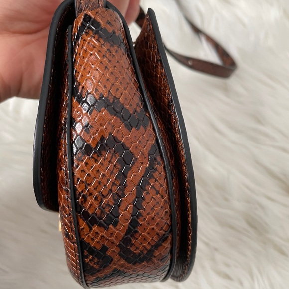 Auth. Wandler belt bag in python print. - Picture 5 of 11